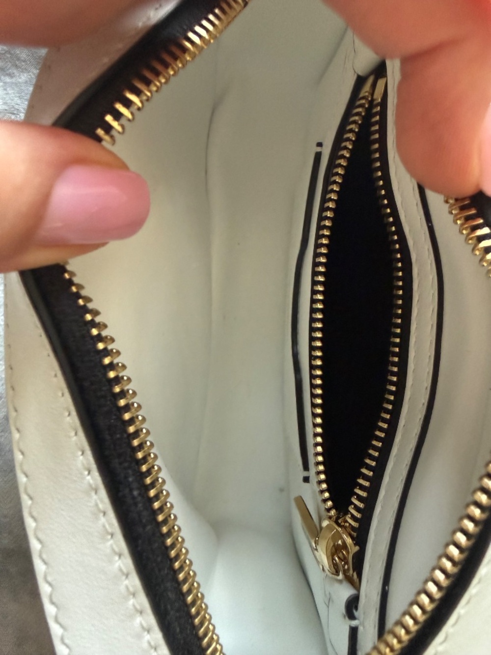 Dolce & Gabbana White Leather Crossbody Bag Small - Picture 6 of 13
